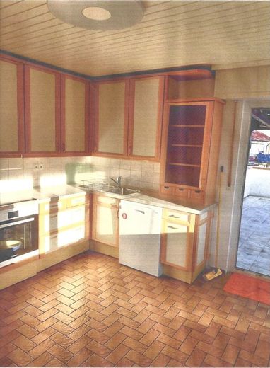 Familiendomizil - Zweifamilienhaus mit Apartment – Küche 1. OG