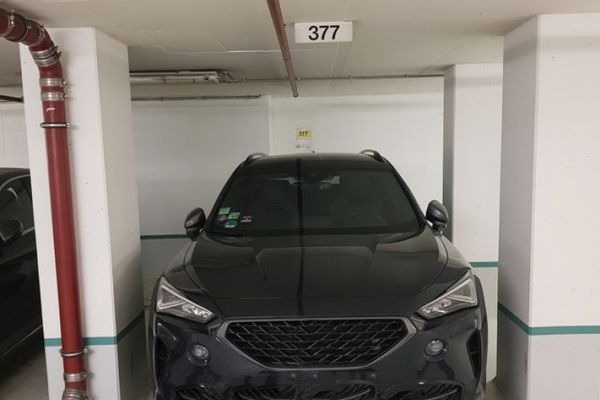 Parking space in underground garage – Alte Jakobstraße 77–80, Mitte, Märkisches Museum U-Bahn station