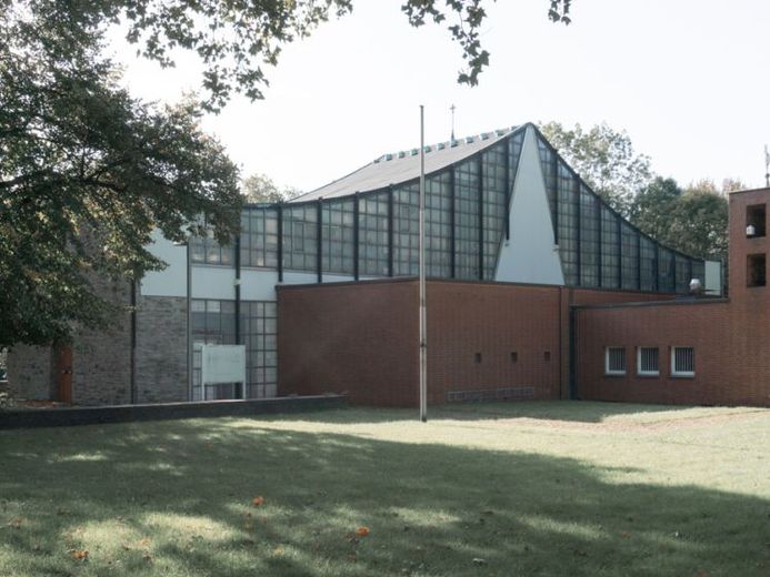Architektenkirche von Gottfried Böhm am UNESCO-Welterbe Zollverein – außergewöhnliche Gewerbefläche – Foto 1
