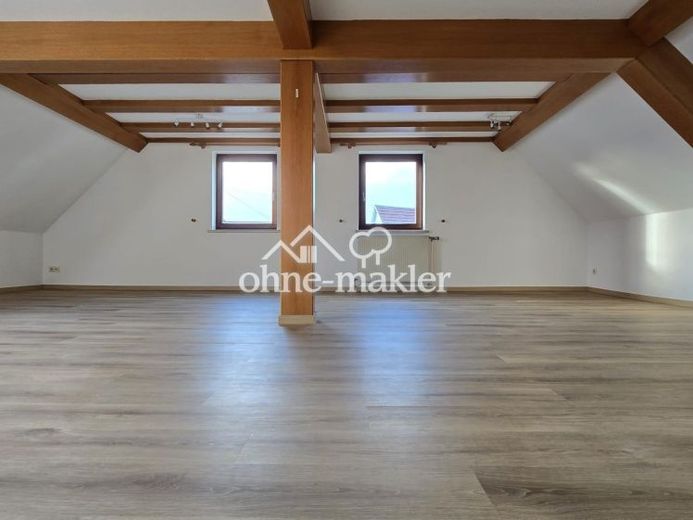77 m² Dachgeschosswohnung in Merklingen - ab sofort verfügbar – Foto 1
