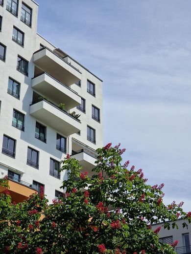 PROVISIONSFREI: Munich's Iconic View – The Ultimate Penthouse – Aussenansicht