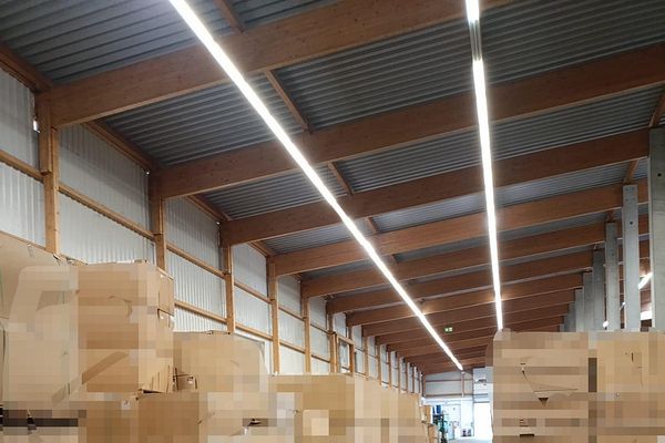 Kalthalle 4.860 m² im Gewerbepark Hunderdorf Halle 9-10 - zur Miete