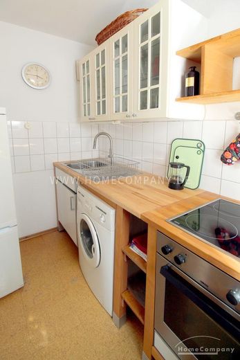 12984 HomeCompany Dresden सुसज्जित/Furnished 2-कमरों का अपार्टमेंट Dresden-Striesen में, Großer Garten के पास, अधिकतम 2 व्यक्ति – d40bf34559b7f81dc3c9e6a884d5bce37c2d4f5e.jpg