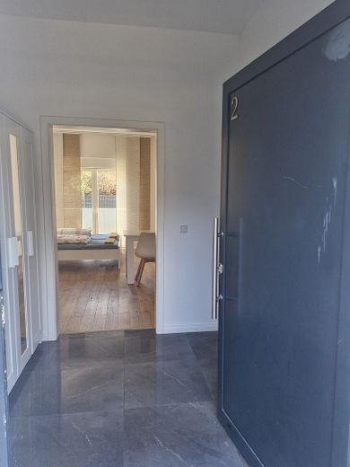 Möbilierte Business-Apartments in Köln - ideal für Unternehmen & Projektmitarbeitere – Eingangsbereich, beispielhaft