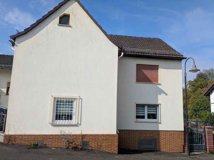 Appartement de 130 m2, 5 pièces, maison avec jardin dans un quartier de Ranstadt – Photo 23