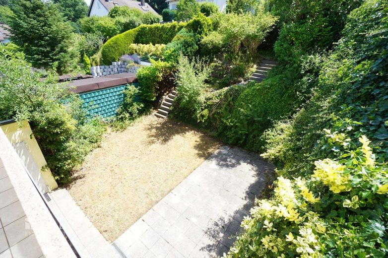 Familienhaus in Homburg- Kirrberg zu verkaufen! – Garten