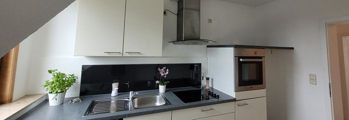 विशाल 2 कमरों का अपार्टमेंट - 90 m² - शांत स्थान पर, हरे-भरे Bönningstedt में (HH के उत्तर-पूर्व में) – Küche