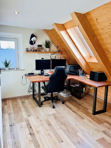 Kinderzimmer / Büro