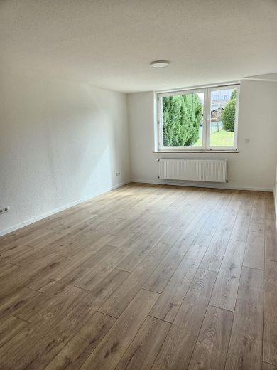 ¡Atractivo edificio residencial y comercial con una rentabilidad del 6%! ¡Sin comisión! – Foto 4