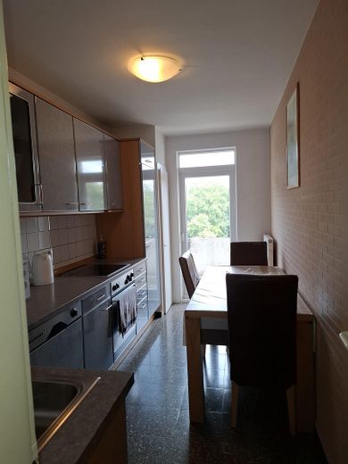 78QM Daire - 2 yatak odası, balkon, küvetli banyo – Fotoğraf 7