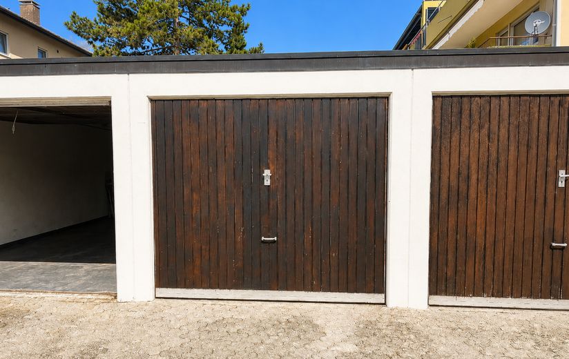 Ein Traum: Helle 3-Zimmer-Wohnung mit großem Balkon, Einbauküche und Garage – Garage