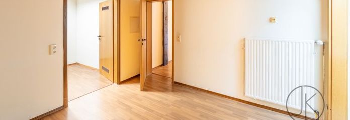 ***Unidad comercial para uso de oficina o consulta en ubicación favorable al tráfico – Bremen-Kirchhuchting