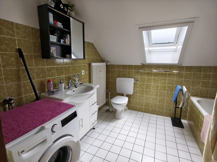4-Zimmer Wohnung mit Garage, Balkon und Blick auf den Schwarzwald – Foto 8