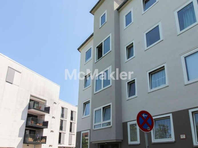 Bellissimo appartamento curato di 3 locali con balcone, ben affittato, ideale per investitori – Foto 1
