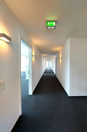 SIN COMISIÓN | Centro de oficinas | USO VERSÁTIL | MODERNO Y DE ALTA CALIDAD | diversas superficies – Foto 8