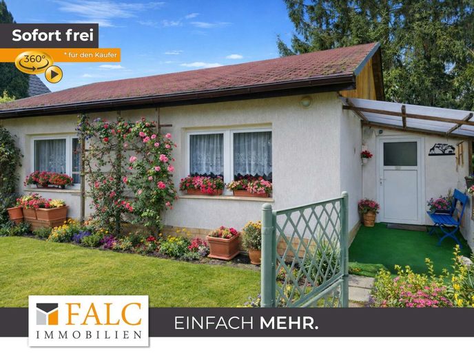Gepflegter Bungalow auf großzügigem Grundstück - FALC Immobilien – Titelbild