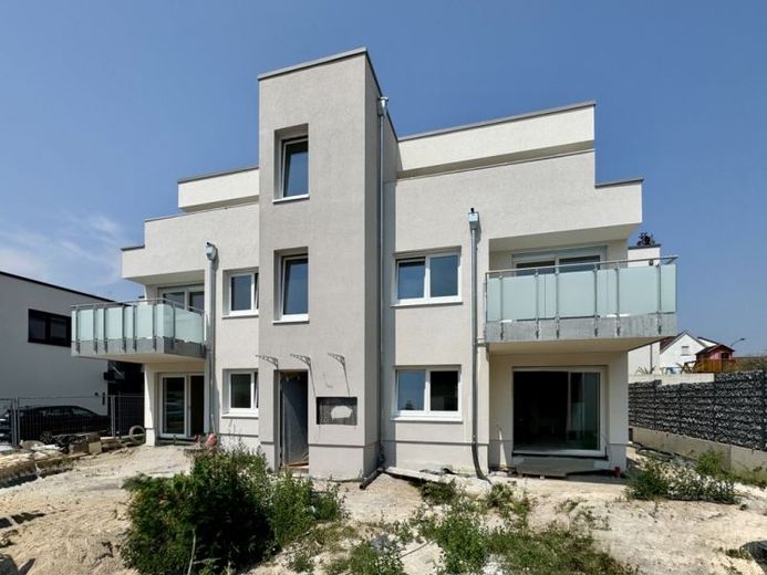 +++ Erstbezug: Moderne 3-Zimmer-Wohnung mit Balkon +++ – Foto 1