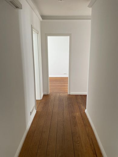 Merkezi konumda aydınlık 2,5 odalı daire – Fotoğraf 7