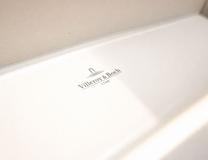 Ein Traum: Helle 3-Zimmer-Wohnung mit großem Balkon, Einbauküche und Garage – Gäste WC