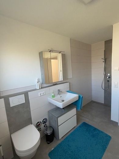 Einziehen und Wohlfühlen: Moderne 3,5-Zimmer Wohnung mit Terrasse in Sulz a.N. - Holzhausen – Foto 10