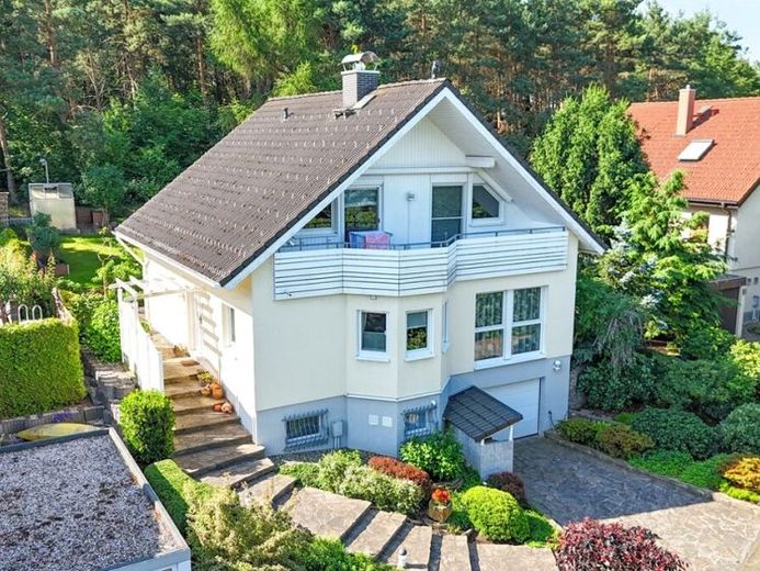 *Traumimmobilie in Weinböhla-Oberdorf*
*EBK*5 Zi.*Kamin*Sauna* Vollkeller*Garage*PROVISIONSFREI* – Foto 1
