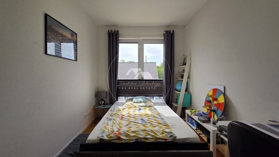 Exklusives Juwel mit großem Balkon, Designküche &amp; hochwertiger Ausstattung in Top-Lage von Teublitz – Kinderzimmer