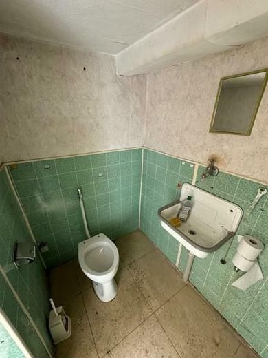 HANDWERKERJUWEL! Altbauflair für Bewohner mit jungen Ideen! Die Vergangenheit zur Zukunft machen! – 3 Keller und Hof (6)