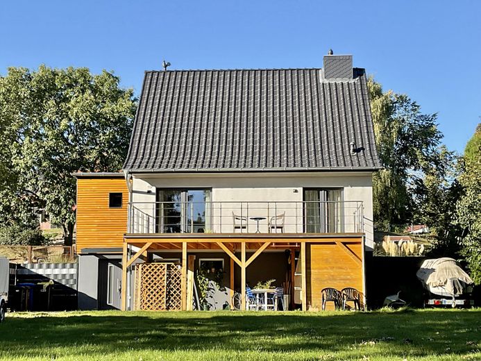 Haus von Garten aus