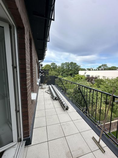 Schöne, gut geschnittene 2. Zi. Wohnung mit großem Balkon und EBK – Foto 6
