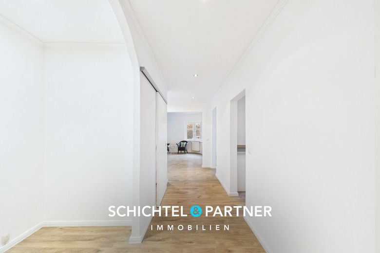 Hastedt | Wohn- und Geschäftshaus mit 6 Einheiten in attraktiver Lage – S&amp;P | Flur
