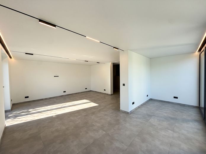 Luxus-EFH kernsaniert 2026 | Klasse A | 1.448 m² Grundstück – Wohnzimmer
