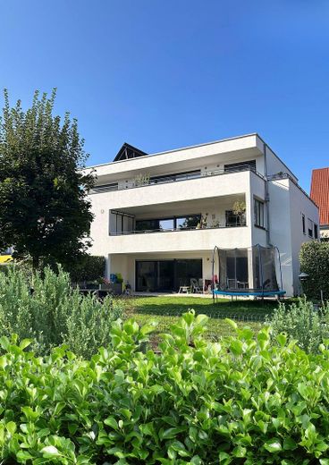 Esclusivo attico in posizione centrale a Kirchheim unter Teck – Foto 1