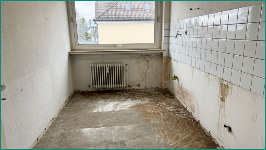 2-ZIMMER-EIGENTUMSWOHNUNG IN GUTER LAGE AM STADTZENTRUM VON RADEVORMWALD, PROVISIONSFREI ! – Küche