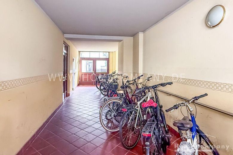 25934 HomeCompany Dresden Appartamento arredato di 2 locali con balcone a Dresden-Neustadt, massimo 3 persone – 3b7b1d8e14a69bf8b7d5c6550c06ffcf3e78204b.jpg