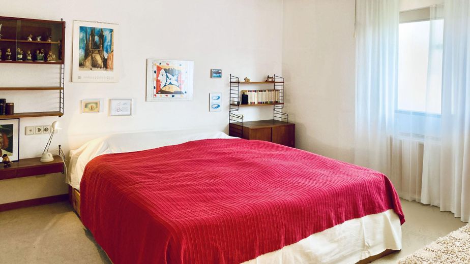 Freistehendes Wohnhaus mit großzügigem Grundstück - provisionsfrei direkt vom Eigentümer – OG: Schlafzimmer