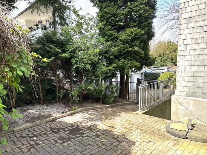 Chance für Investoren! Modernisierungsbedürftiges MFH mit 6 Wohnungen in Schwelm (voll vermietet) – Hinterhof