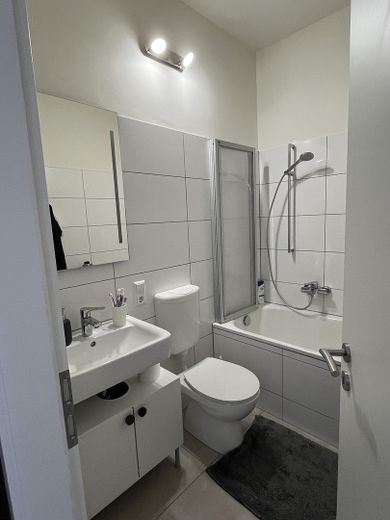 Kaiserslautern Merkezinde Aydınlık 2 Odalı Daire – Bad