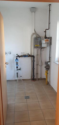 Helle, moderne Doppelhaushälfte in ruhiger Ecklage – sofort bezugsfertig! – Hauswirtschaftsraum