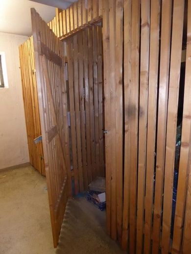 von Privat: Sehr gepfl. Appartement in begehrter Lage Schloßstrasse! Kapitalanleger o. Selbstbezug! – Kellerabteil A
