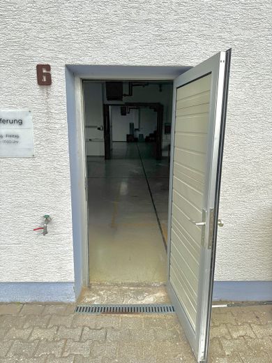 Blick von der Hallentür aus