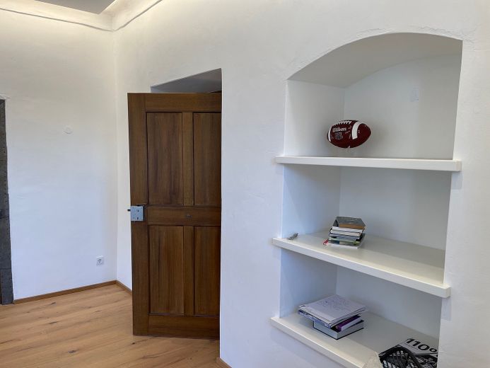Appartamento al piano terra quasi nuovo con dotazioni di pregio e architettura eccezionale – Foto 14