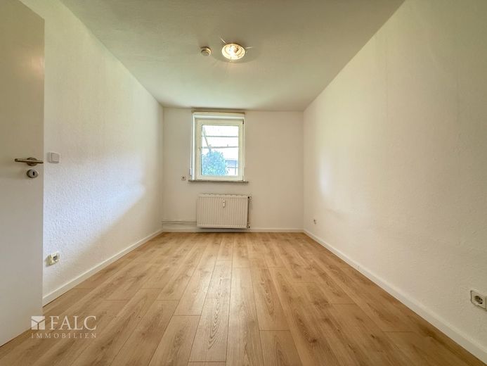 ***Vogelbeck - 2 Zimmer Erdgeschosswohnung mit Einbauküche, Gartennutzung und Keller*** – Schlafzimmer
