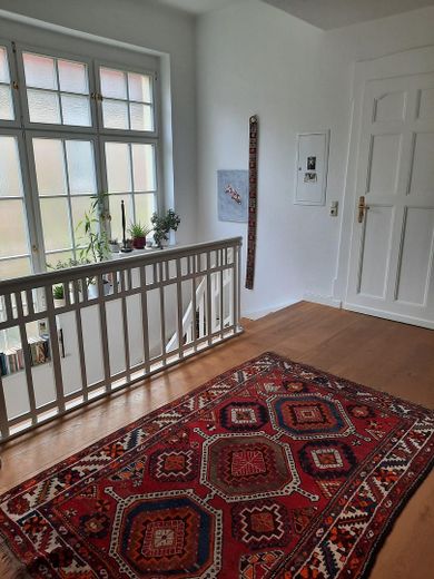 Exklusive und großzügige 5-Zimmer-Maisonettewohnung mit Balkon – 1. OG