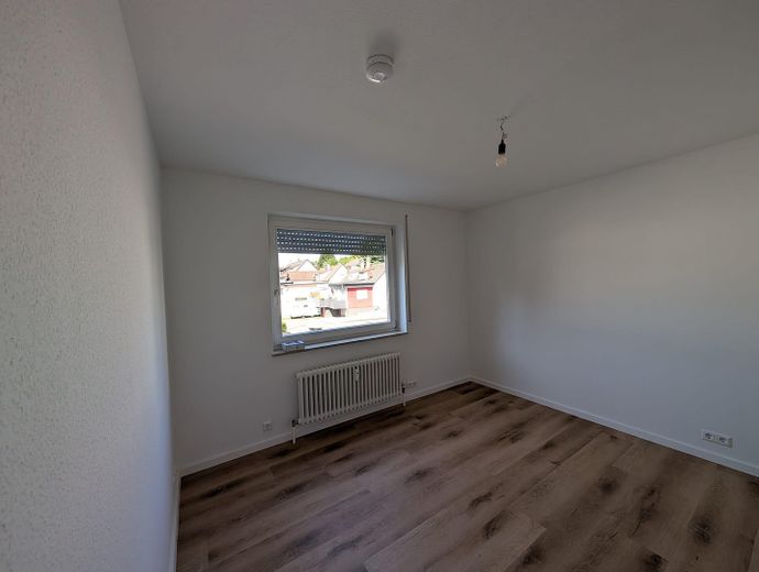 Hochwertig kernsanierte 3-Zimmer-Wohnung mit Balkon & Garage – फोटो 9