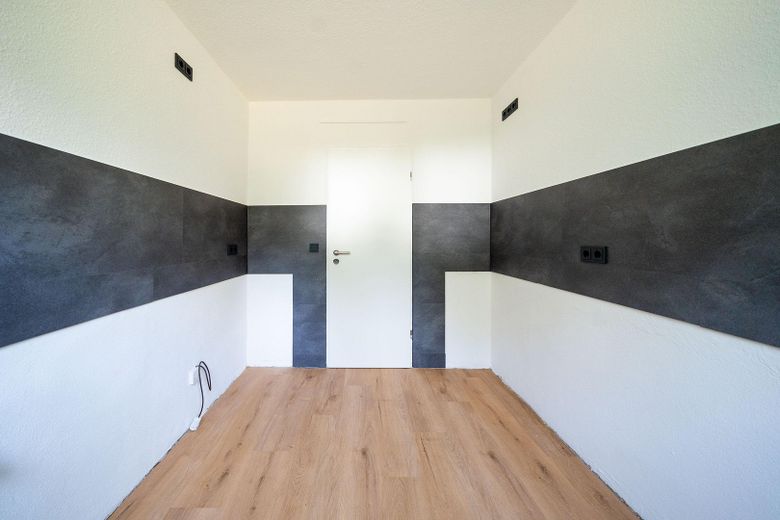 Frisch renovierte 3-Zimmer-Eigentumswohnung mit Balkon – Küche