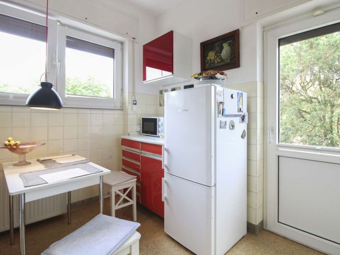 Modernes Zweifamilienhaus in ruhiger Lage von Frankfurt-Griesheim – Foto 1