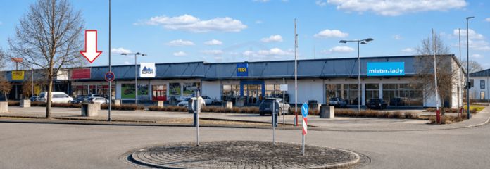 ca. 473 m² nel centro specializzato accanto a OBI, JYSK, Takko, TEDi e molti altri, presso l’autostrada A8 a Scheppach