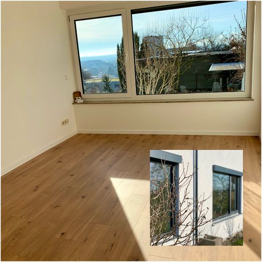 ES-Serach: Wohnung mit Terrasse und Aussicht – Schlafzimmer & Außenansicht