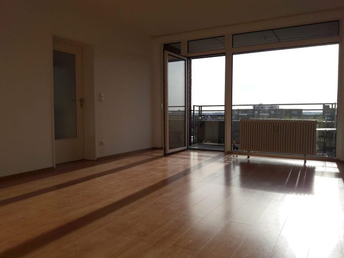 Wohnzimmer mit Loggia