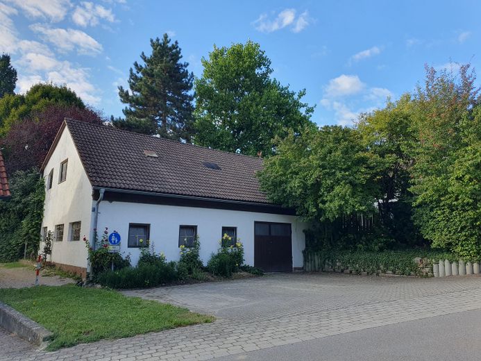 Ihr Rückzugsort mit Weitblick, modernisiertes Anwesen in der Hallertau – Nebengebäude